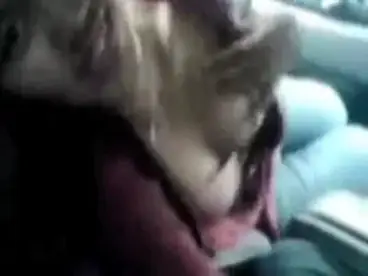 Gadis Cantik Pasrah Goyang Kasur Mobil poster
