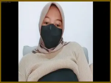 Kapan Lagi Ngewe Hijab Binal Sambil Live poster